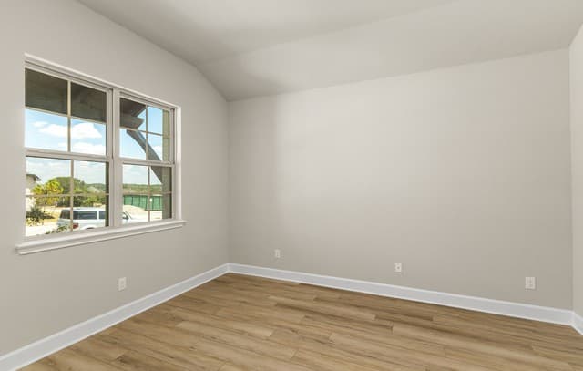 4-bedroom rental at 130 Gallant Fox in Castroville, TX — photo 3