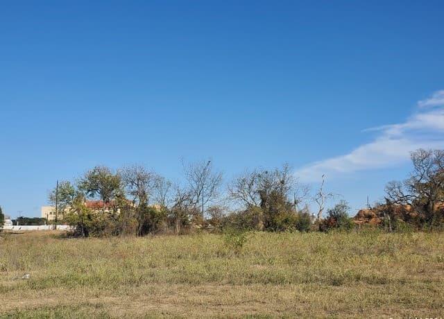 rental at 0 Woodcliffe in Selma, TX — photo 2