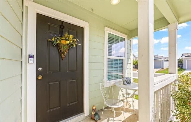 3-bedroom rental at 6331 Arredondo in San Antonio, TX — photo 2