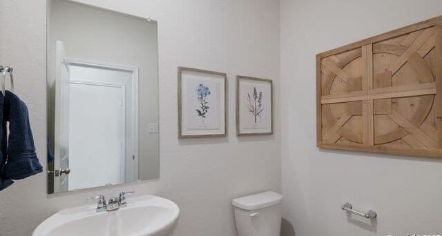 4-bedroom rental at 5802 Calville Blanc in San Antonio, TX — photo 2