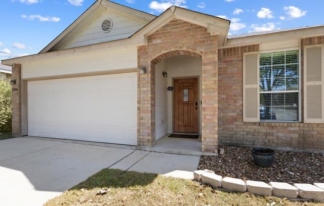 3-bedroom rental at 7546 Paraiso Point in Boerne, TX — photo 3