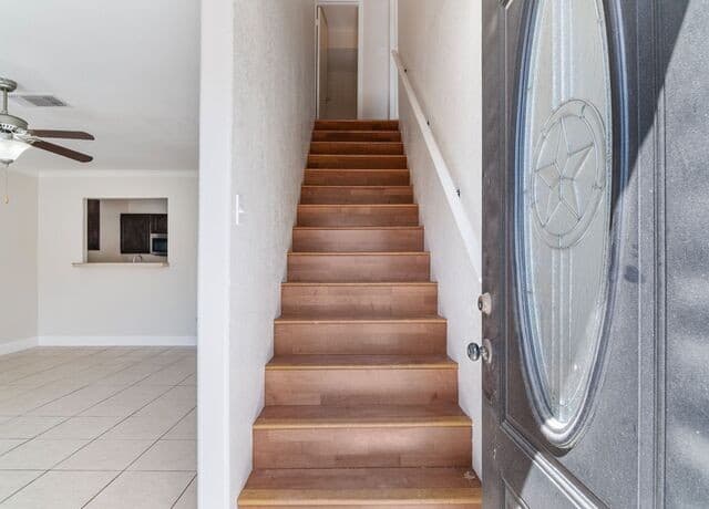 3-bedroom rental at 3807 Wetmore Knoll in San Antonio, TX — photo 5