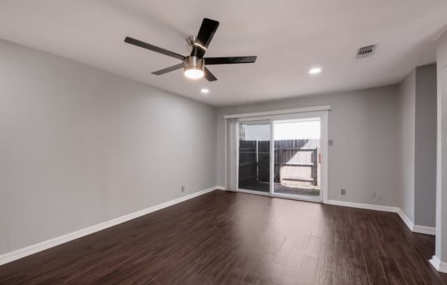 3-bedroom rental at 100 Lorenz Unit 804 in San Antonio, TX — photo 5