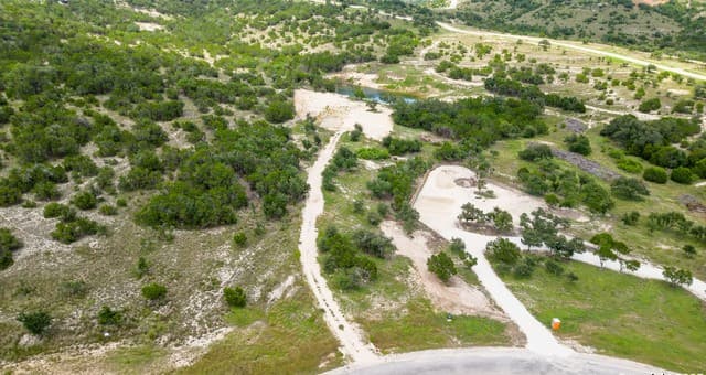 rental at 340 W Starview Cv in Blanco, TX — photo 1