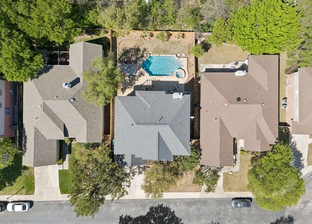 5-bedroom rental at 2515 Slickrock Way in San Antonio, TX — photo 1