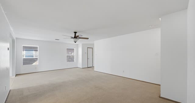 3-bedroom rental at 8043 Willow Country in San Antonio, TX — photo 4
