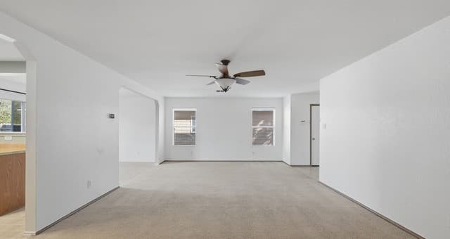 3-bedroom rental at 8043 Willow Country in San Antonio, TX — photo 5