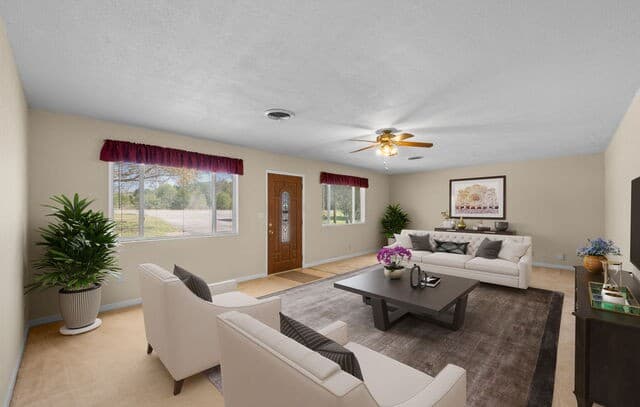 3-bedroom rental at 4317 State Hwy 173 in Bandera, TX — photo 4