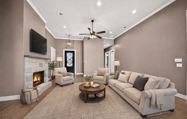 2-bedroom rental at 123 John T Court in Castroville, TX — photo 1