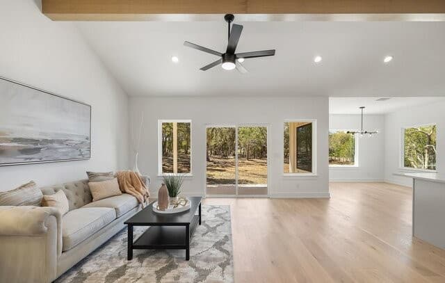 4-bedroom rental at 408 Rust Ranch Rd in Blanco, TX — photo 4