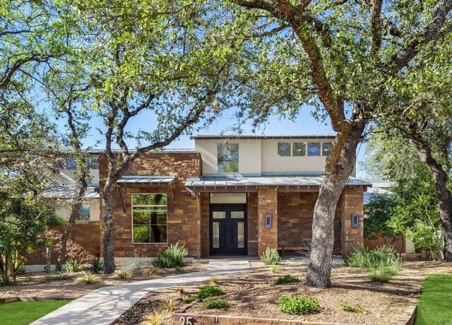 4-bedroom rental at 25 Tilbury Lane in San Antonio, TX — photo 2