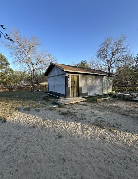 rental at 22914 Deer Run in San Antonio, TX — photo 3