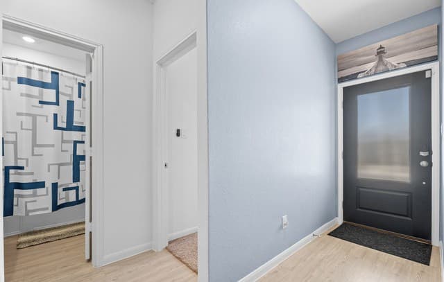 3-bedroom rental at 7014 Shears in San Antonio, TX — photo 5