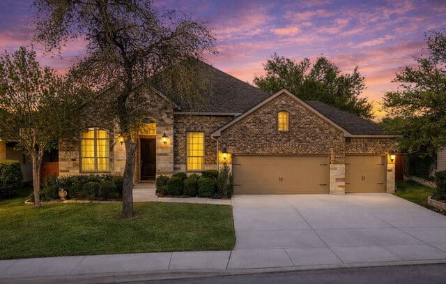 4-bedroom rental at 29030 Voges in Boerne, TX — photo 2