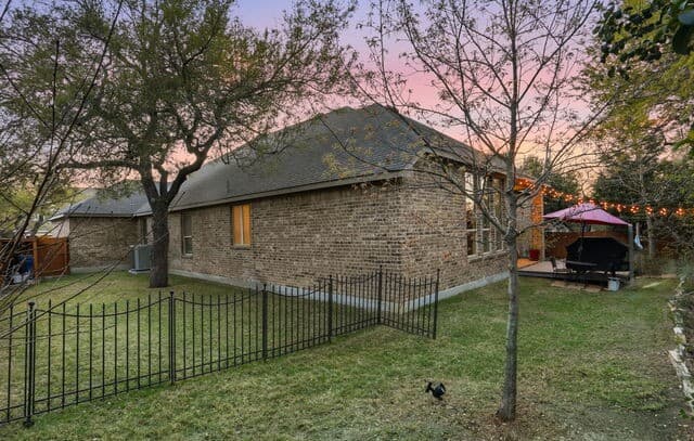 4-bedroom rental at 29030 Voges in Boerne, TX — photo 5
