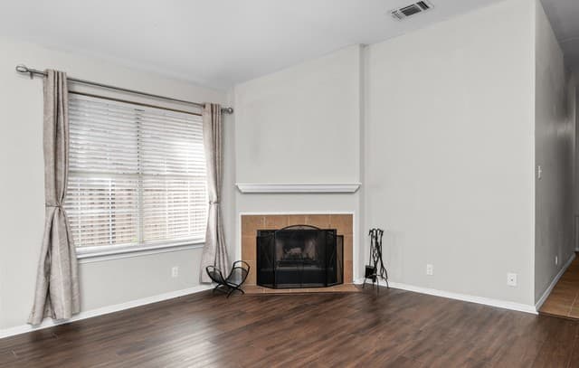 3-bedroom rental at 7031 Quail Wilde in San Antonio, TX — photo 5