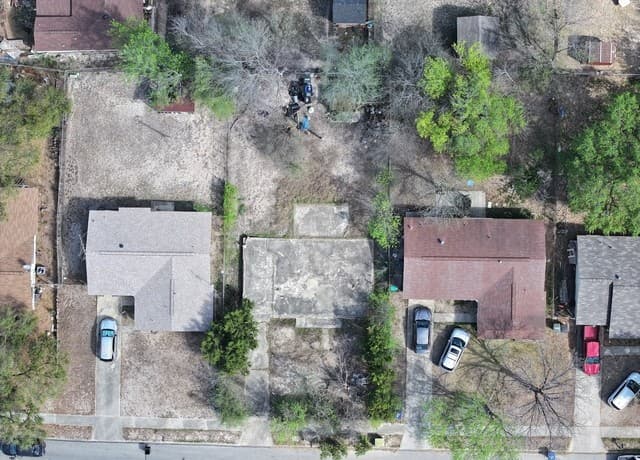 rental at 5423 Brookhill St in San Antonio, TX — photo 1