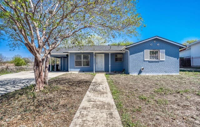 3-bedroom rental at 6602 Amberwood in San Antonio, TX — photo 1