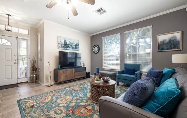3-bedroom rental at 2644 Grayson Way in San Antonio, TX — photo 4