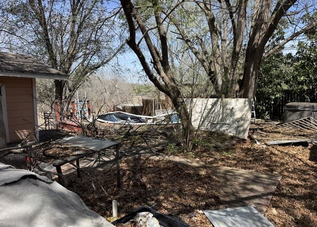4-bedroom rental at 4419 Misty Spring in San Antonio, TX — photo 3