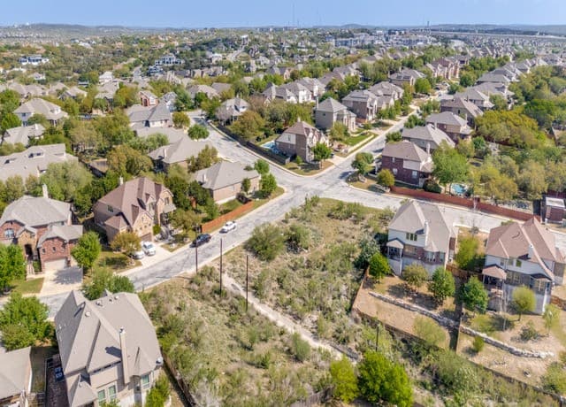 rental at 23914 Alpine Lodge in San Antonio, TX — photo 2
