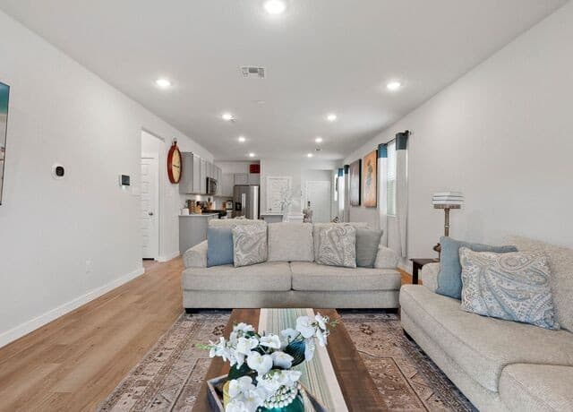 4-bedroom rental at 5315 Tourmaline Loop in San Antonio, TX — photo 4