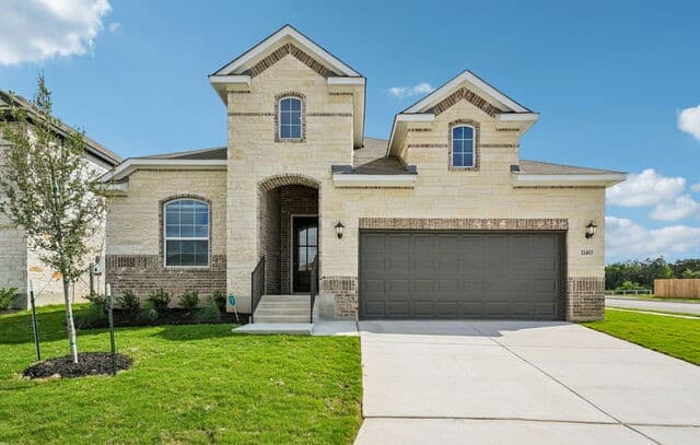 4-bedroom rental at 11403 Feather Vale in San Antonio, TX — photo 1