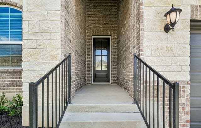 4-bedroom rental at 11403 Feather Vale in San Antonio, TX — photo 4