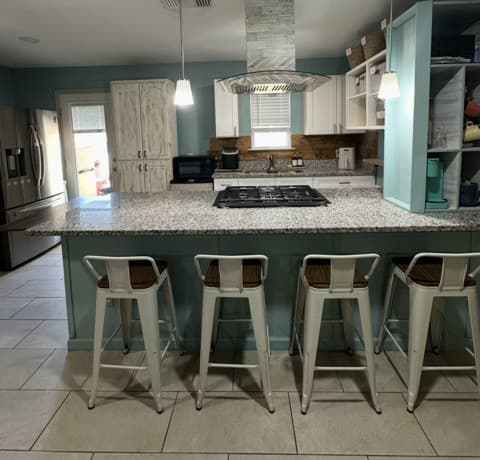 4-bedroom rental at 347 Barbuda in San Antonio, TX — photo 3