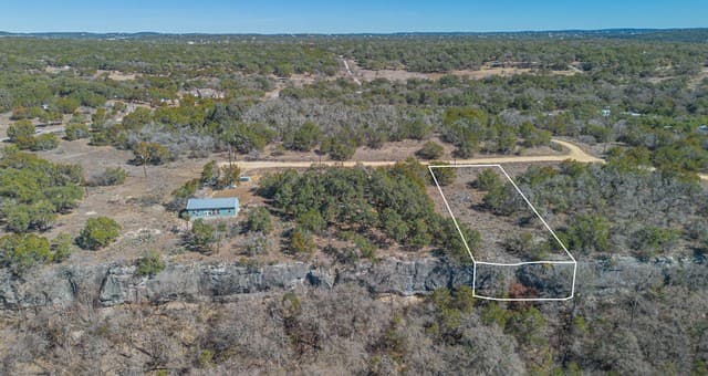 rental at 1076 Blue Bonnet Hill in Spring Branch, TX — photo 2