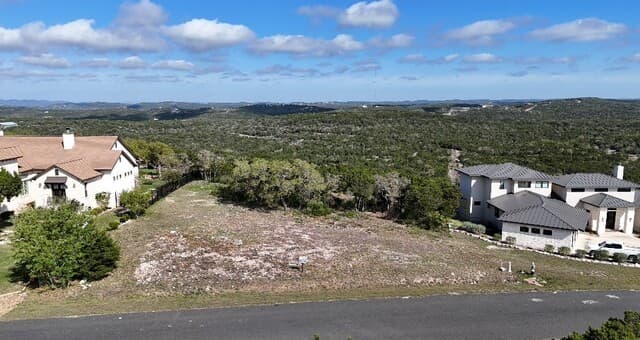 rental at 000 Pr 2777 in Mico, TX — photo 4