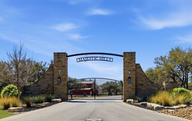 rental at 207 Majestic Hills in Blanco, TX — photo 1