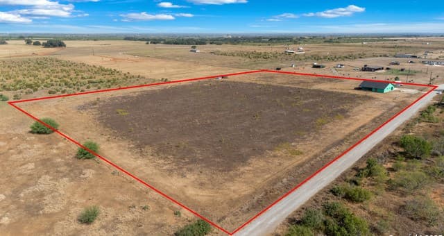 rental at 0 Cr 136 Tract 19 in Floresville, TX — photo 4