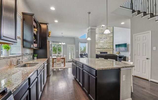 5-bedroom rental at 8720 Stackstone in Schertz, TX — photo 1