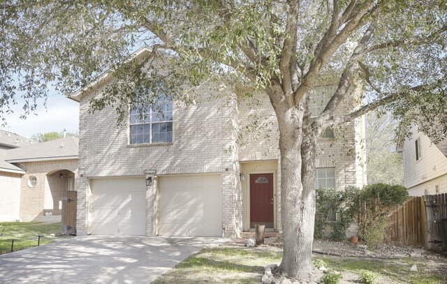3-bedroom rental at 6018 Wood Bayou in San Antonio, TX — photo 4