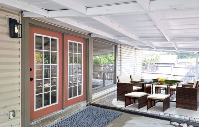 3-bedroom rental at 6606 Lake Glen in San Antonio, TX — photo 4