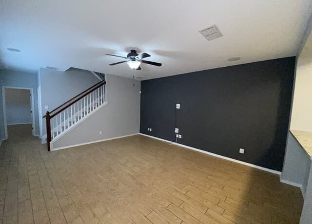 3-bedroom rental at 12404 Abbey Park in San Antonio, TX — photo 5