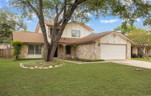 4-bedroom rental at 3315 Sackville in San Antonio, TX — photo 2
