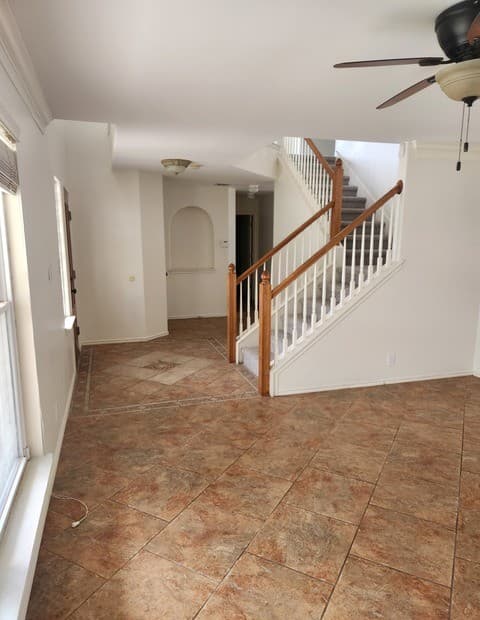 4-bedroom rental at 10519 Cougar Chase in San Antonio, TX — photo 2