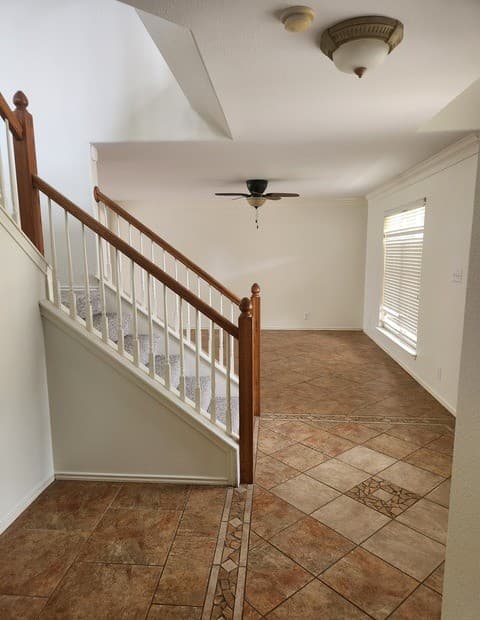 4-bedroom rental at 10519 Cougar Chase in San Antonio, TX — photo 3