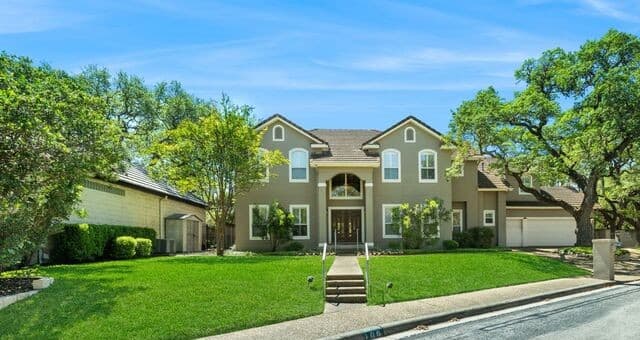 4-bedroom rental at 106 Sleepy Elm in San Antonio, TX — photo 1