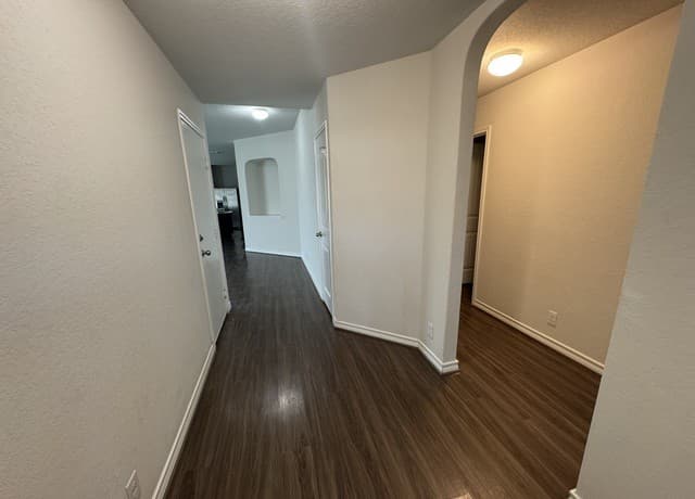 4-bedroom rental at 2523 Barbwire Way in San Antonio, TX — photo 1