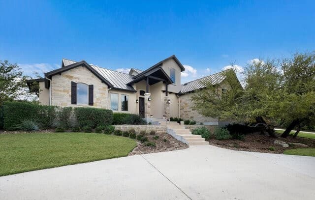 4-bedroom rental at 23114 Casey Cyn in San Antonio, TX — photo 1