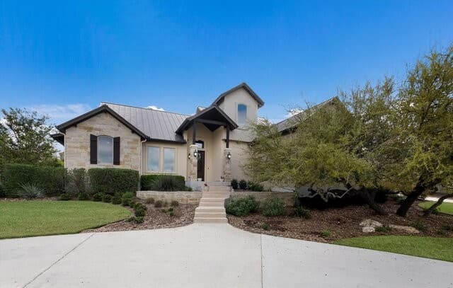 4-bedroom rental at 23114 Casey Cyn in San Antonio, TX — photo 2