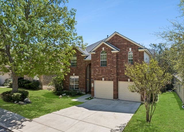 4-bedroom rental at 7914 Sierra Seco in San Antonio, TX — photo 1