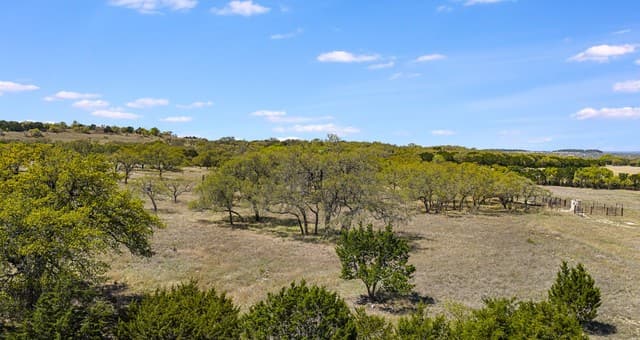 rental at 16 Lewis Rd in Boerne, TX — photo 4