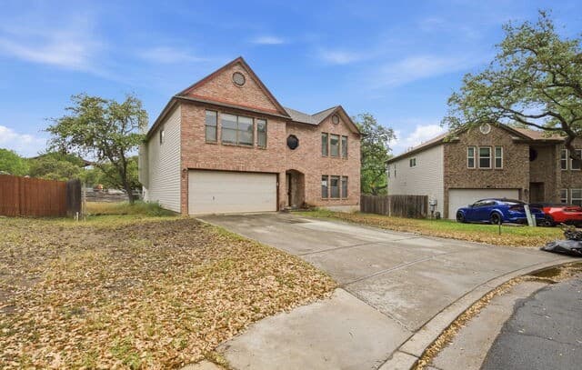 4-bedroom rental at 281 Samantha in Schertz, TX — photo 2