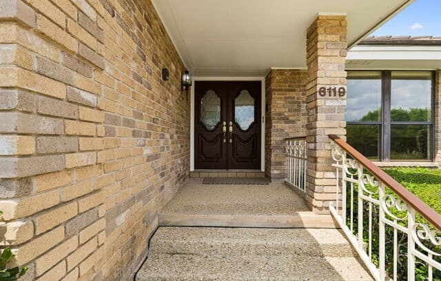 3-bedroom rental at 6119 Shady Creek in Windcrest, TX — photo 4