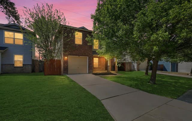 4-bedroom rental at 8502 Adams Hill in San Antonio, TX — photo 2