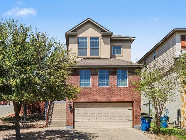 3-bedroom rental at 1327 Tweed Willow in San Antonio, TX — photo 4